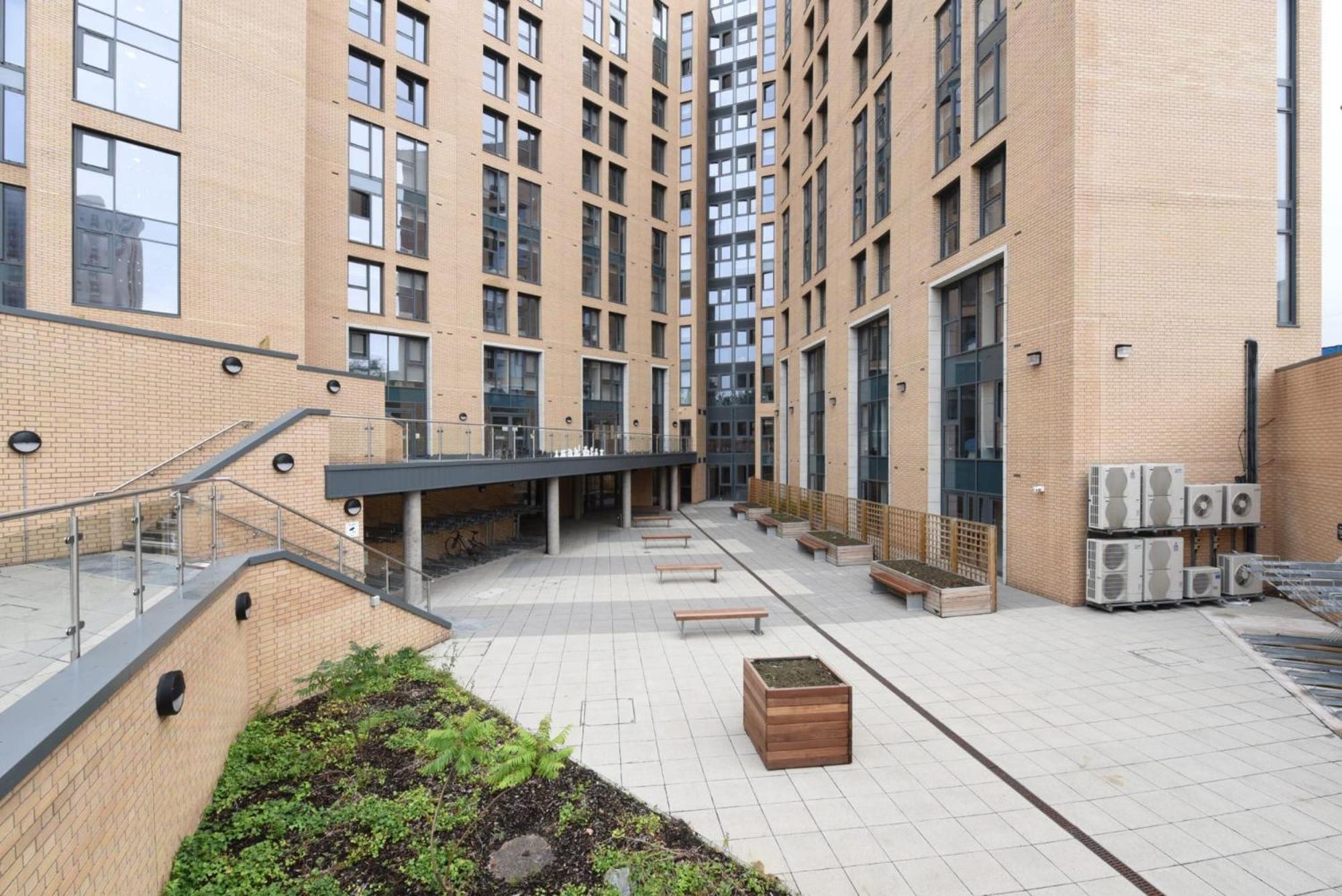 For Students Only Dobbie'S Point In Glasgow Exterior photo